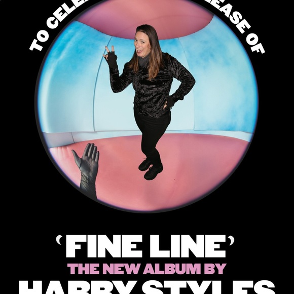 Meet your Posher, Rhiannon - Picture 15 of 16